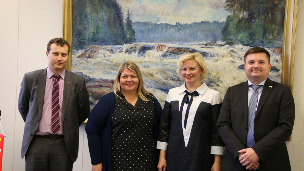 Matias Hilden, Anna Helminen, Olga Dibrova ja Yevhen Dibrov.