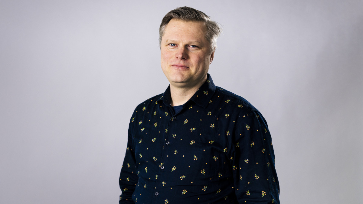 - Olen viihtynyt viestijänä oikein hyvin, mutta yhtä lailla olen kokenut jonkinlaista kutsumusta niin osallisuuden kehittämiseen kuin Imatran kehumiseenkin. Sen puoleen työnkuvan muutos sopii minulle, Heikki Laine toteaa.