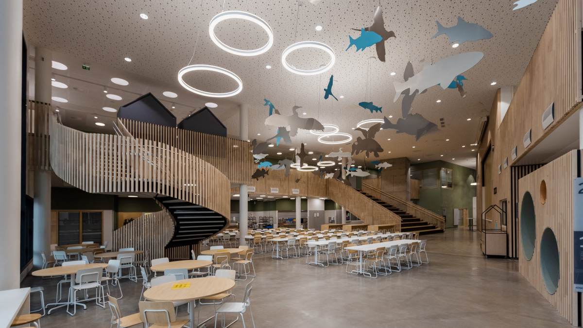 Kosken koulukeskuksen aula