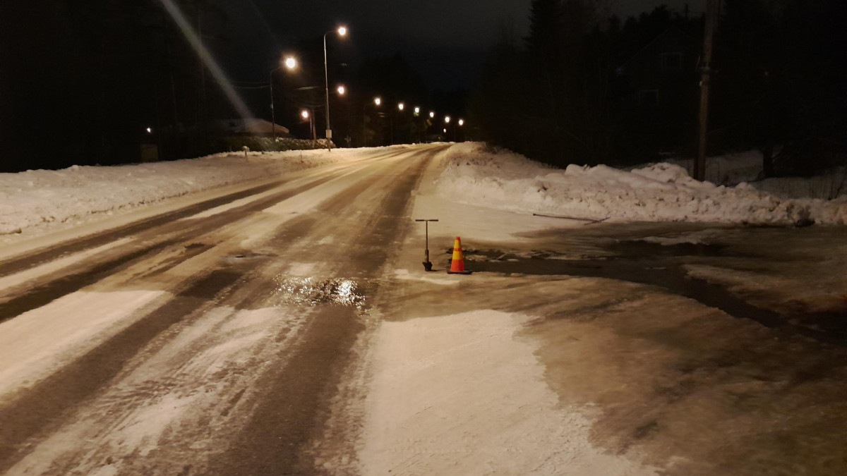 Vuotopaikka Korvenkannantien ja Jaanankujan risteyksessä.
