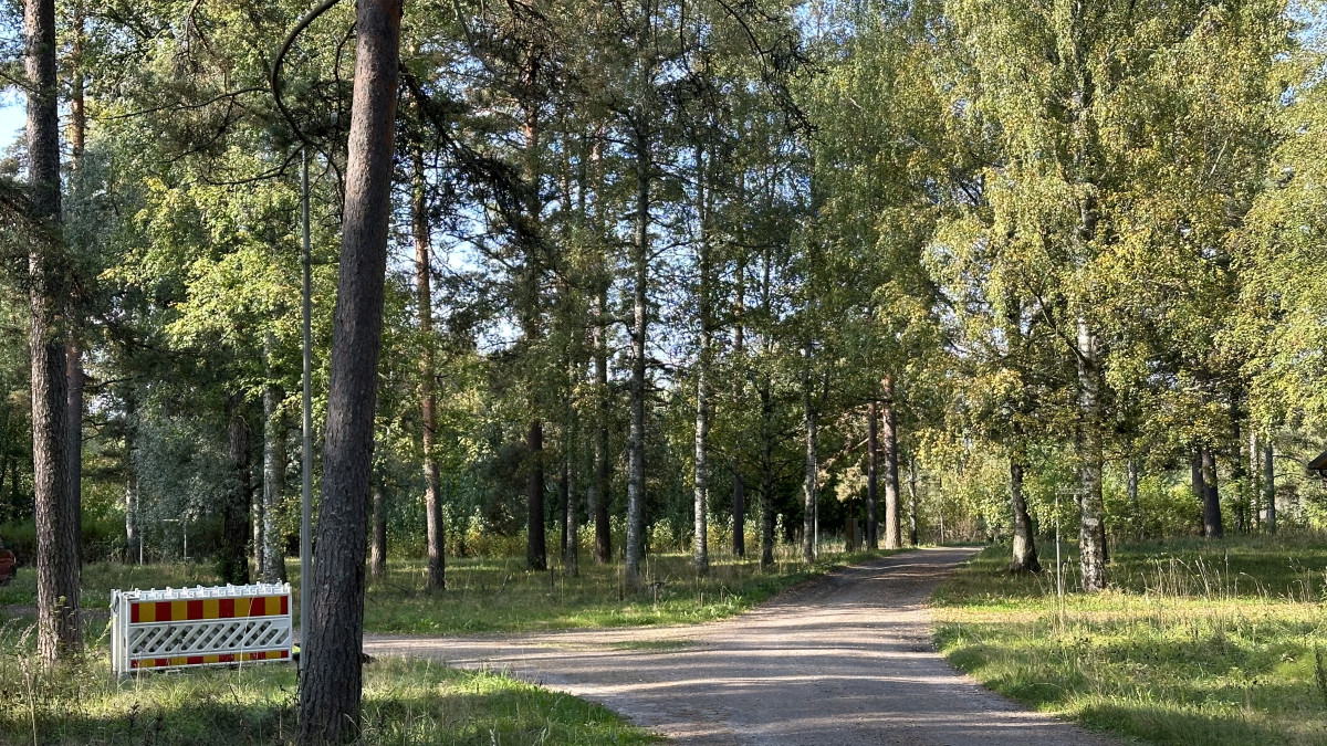 Oikosulun ja Kupariliitoksen risteys Ivon alueella.