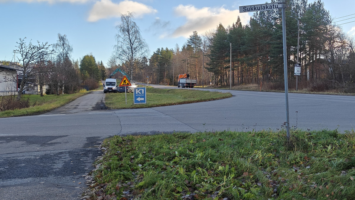 Keskuskadun ja Sukkulakadun risteys.