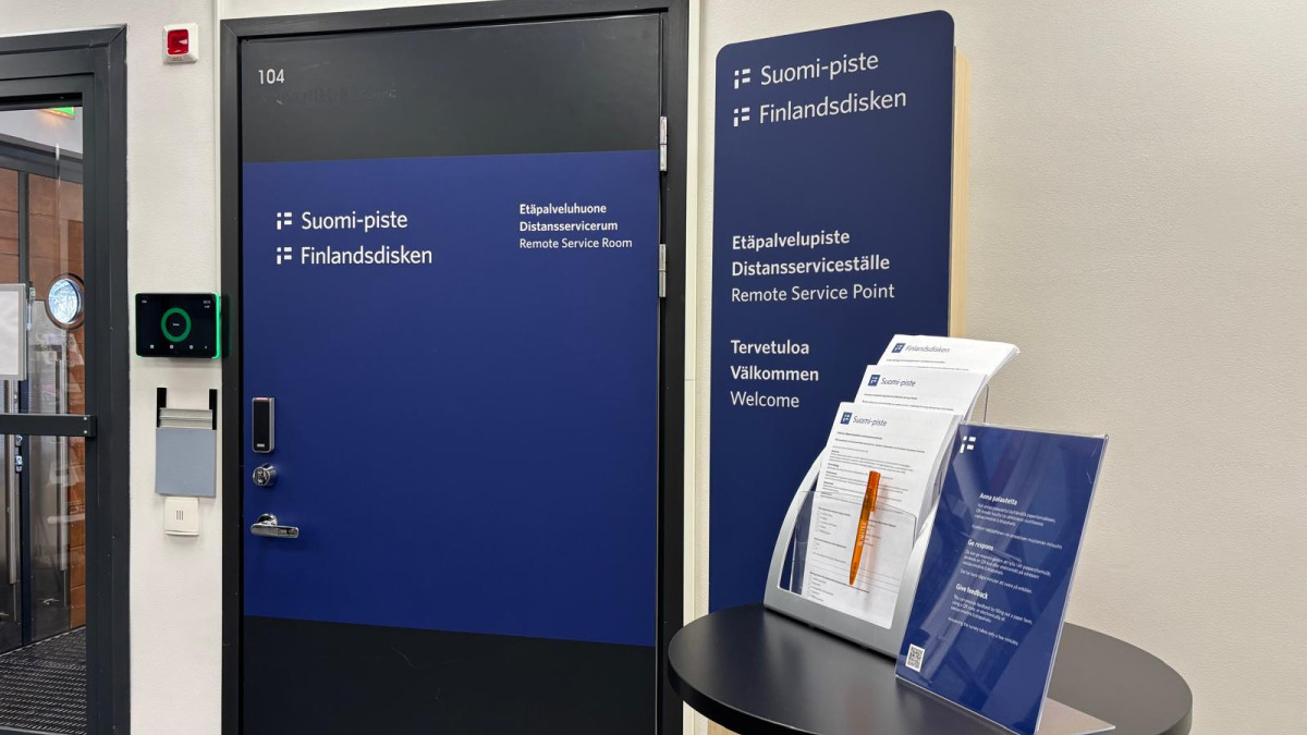 Etäpalvelupiste uudella kaupungintalolla.