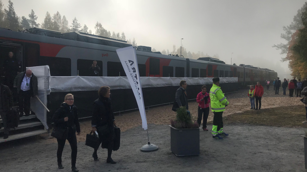 Koejuna Pietariin osoitti reitin toimivaksi. Rautatierajan kansainvälistämiseksi tehdään nyt kovasti töitä.