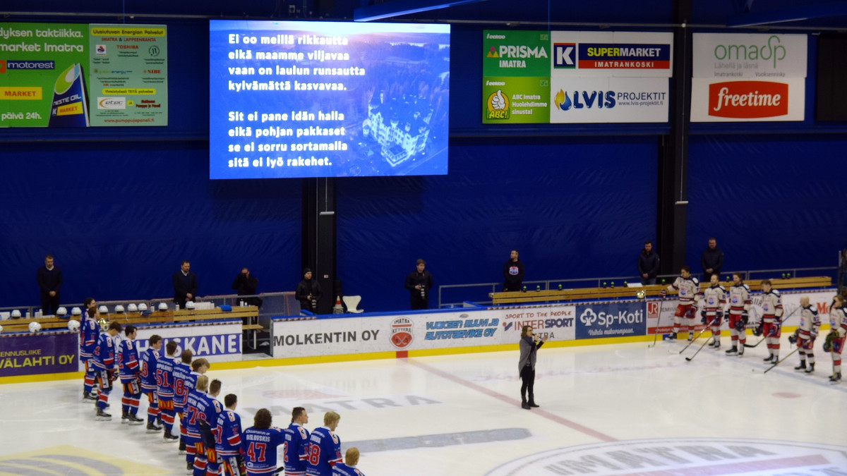 Yleisö näki laulun sanat ruudulta