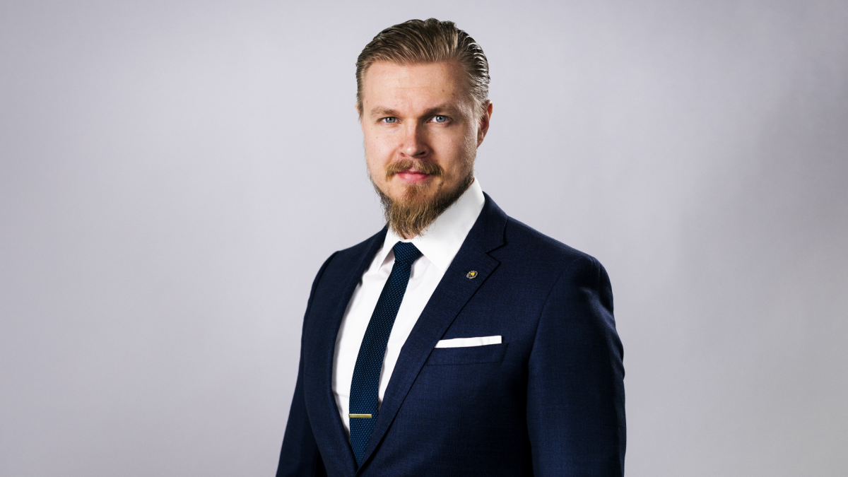 Eemil Stigman, turvallisuuspäällikkö