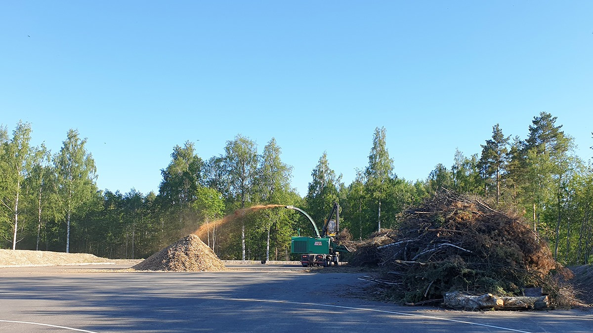 Haketuskone käynnissä.