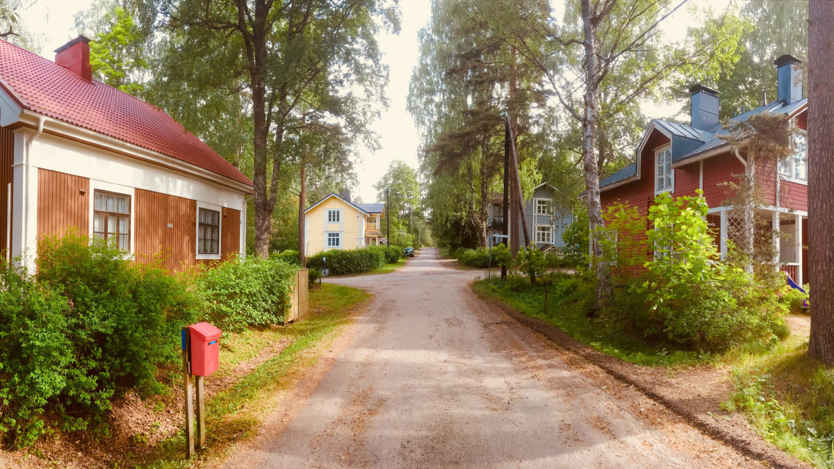 asuntokatu ja vanhoja taloja