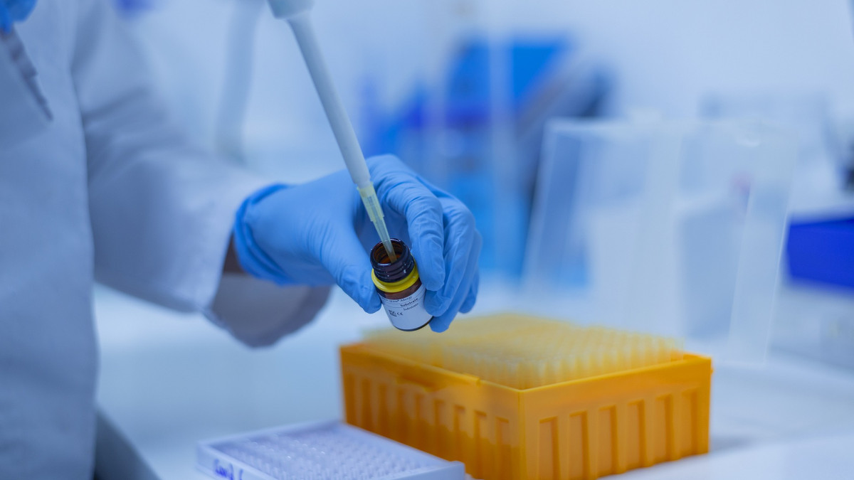 laboratoriossa pipetti
