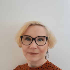 Taina Leskinen.