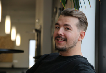 Ohjaaja Joel Härkönen