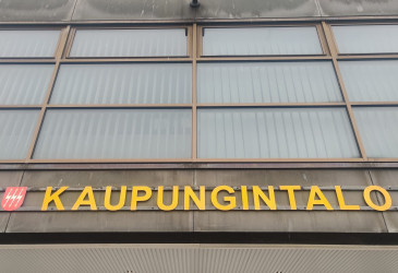 Imatran kaupungintalo ulkoa päin.