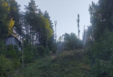Mellonmäen mäkihyppytorni.