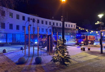 Paloauto Väääräntalon edustalla.