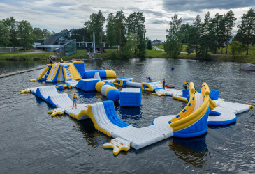 Kelluva vesipuisto