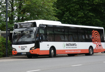 Linja-auto Vuoksenniskalla