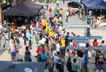 Kävelykatu Koskenparras Imatra-päivänä 2018