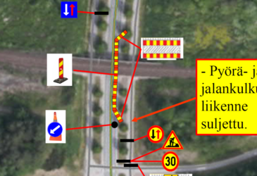 Satelliittikuva Karhumäenkadusta, jossa liikennemerkein kerrottu poikkeavat liikennejärjestelyt.