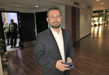 Pietarin kaupungin ja Leningradin alueen liikenneviraston henkilöliikenne- ja satamaosaston johtaja Mihail Kurdjajev