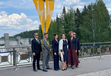 Näyttelijöitä Imatankoskella