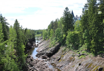 Vuoksen uomaa.