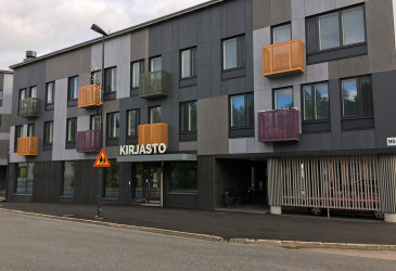 Vuoksenniskan kirjaston julkisivu