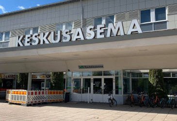 Keskusliikenneaseman ovet eivät aukene torstaina.