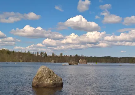 Järvimaisema Nurmijärveltä.